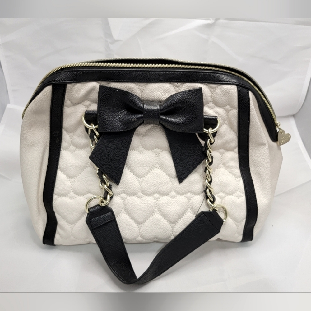 Vintage Betsy Johnson shoulder bag